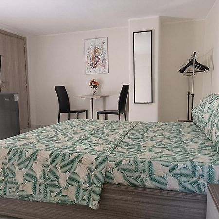 Casa Vacanza In Pieno Centro Storico Vicino Ostuni E La Riserva Di Torre Quaceto San Vito dei Normanni Exteriér fotografie